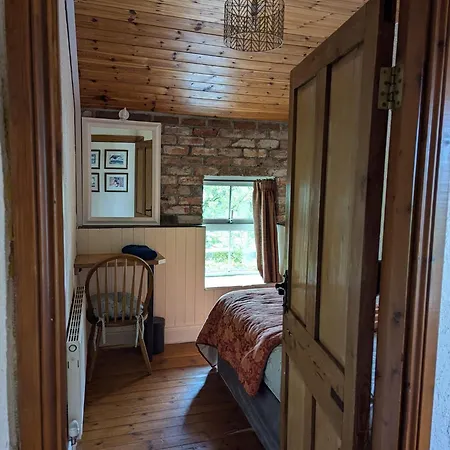 Tig Rua كيلارني